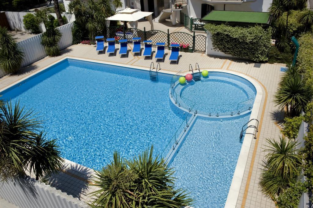 סן בנדטו דל טרנטו Residence Acquamarina מראה חיצוני תמונה