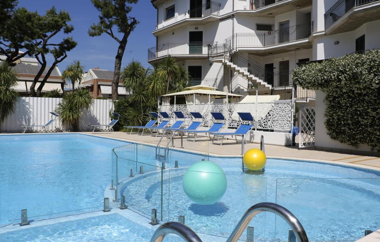 סן בנדטו דל טרנטו Residence Acquamarina מראה חיצוני תמונה